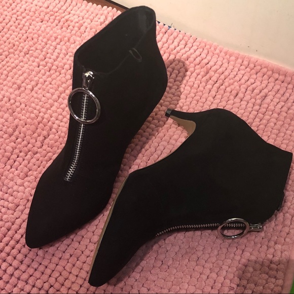 【H&M】ANKLE BOOTIE WITH ZIPPER DETAILS. Size 8 - Picture 7 of 8